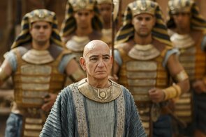 Фото из сериала Тут (2020)