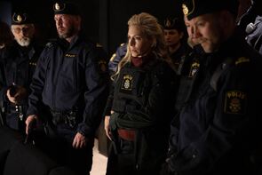 Фото из фильма Убийства по открыткам (2020)