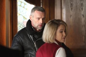 Фото из сериала Уцелевшие (2021)