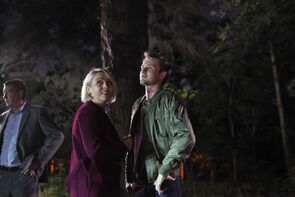 Фото из сериала В шаге от рая (2020)