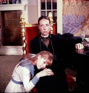 Фото из сериала Васса (1983)