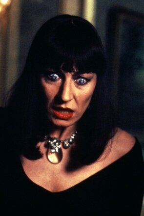 Фото из фильма Ведьмы (1990)