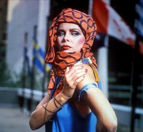Фото сериала Возвращение в Эдем 1983.