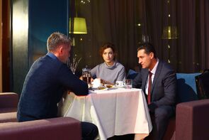 Фото из сериала Всё могло быть иначе (2019)