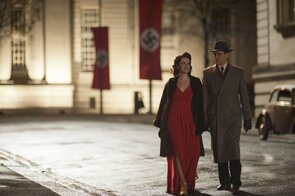 Фото из сериала Вверх и вниз по лестнице (2010)