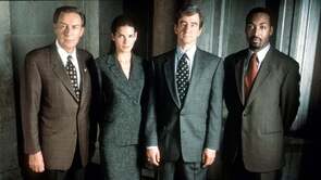 Фото из сериала Закон и порядок (1990)