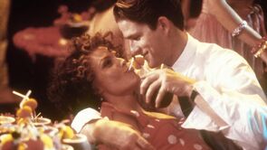 Фото из фильма Замужем за мафией (1988)