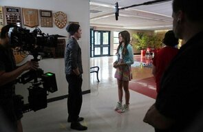 Фото из фильма Zapped. Волшебное приложение (2014)