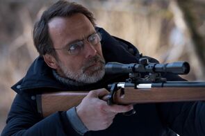 Фото из сериала Застрявшие вне жизни (2023)