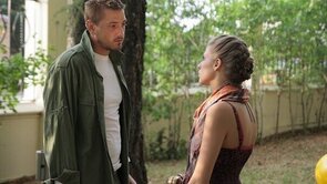 Фото из сериала Здесь кто-то есть... (2010)