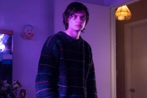 Фото из сериала Земля монстров (2020)
