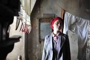 Фото из фильма Зеркала (2014)