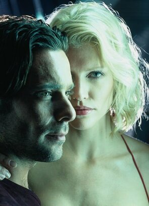 Фото из сериала Звёздный крейсер «Галактика» (2003)