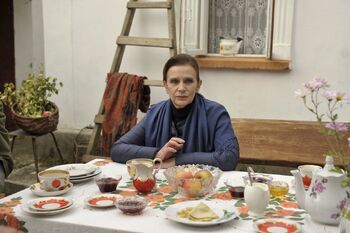Фото сериала babu/790477_633364ab8cb6874f9399c8ba.jpg 2021.