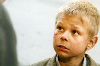 Фото фильма leon/211252-618e1e327d4d6ec21b4300bd.jpg 2005.