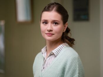 Фото сериала nejd/204756-66fc20efdd628ab8f23afc80.jpg 2023.